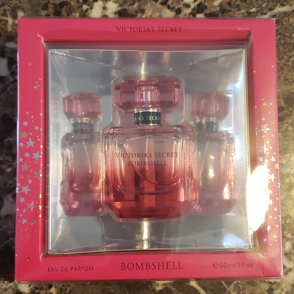 Victoria Secret Bombshell